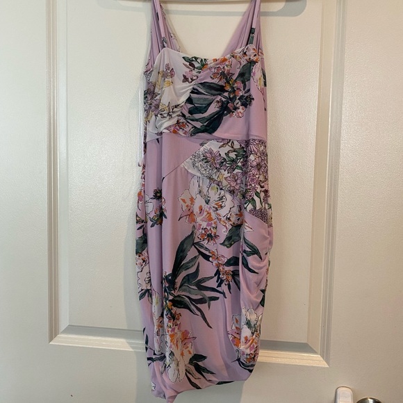 Guess dress - Picture 1 of 3